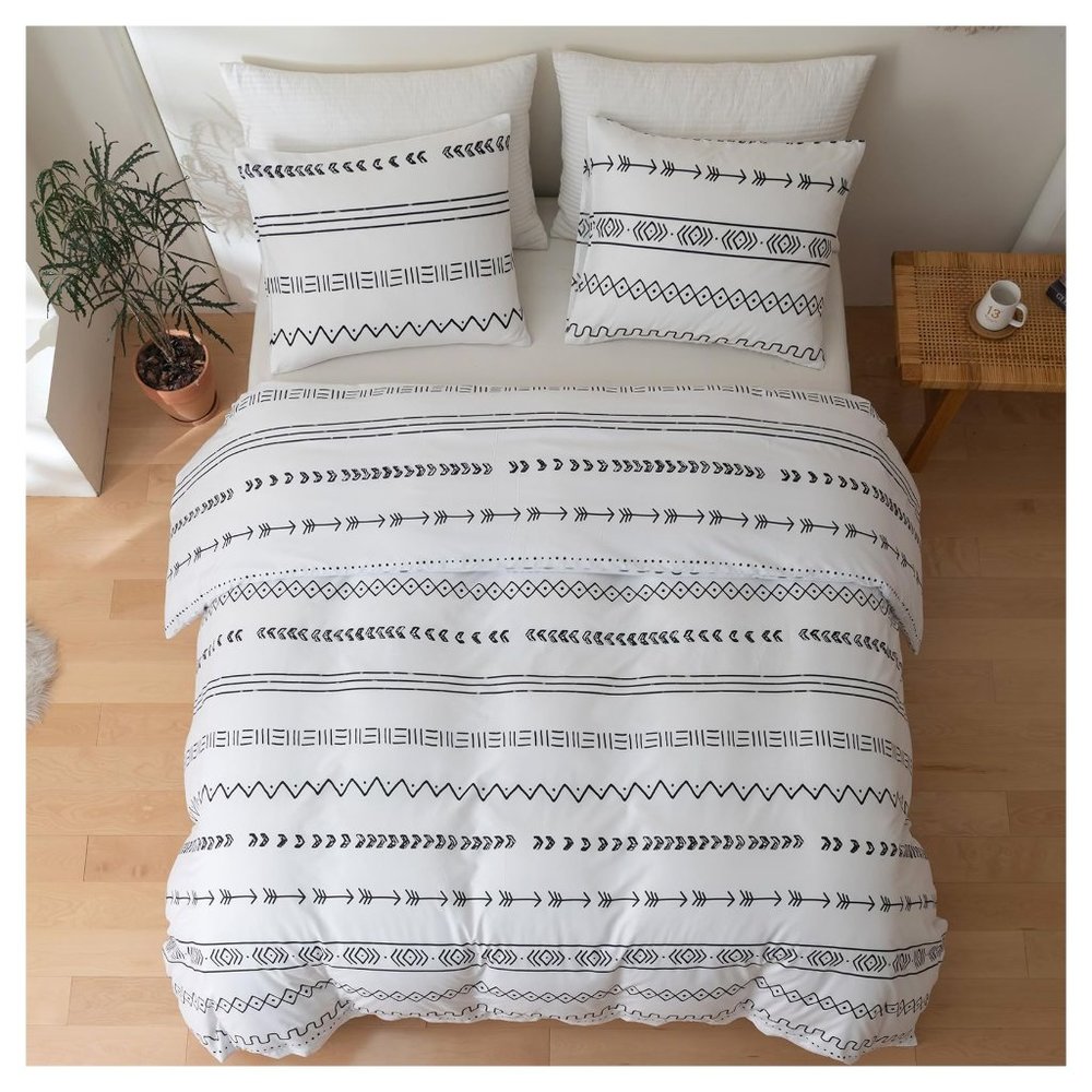 3 Piece Breathable King Bedding Set with Zipper Closure White